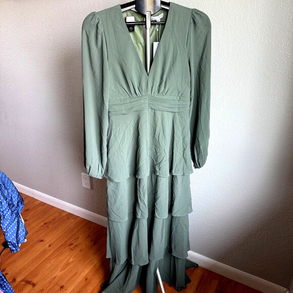 NWT Baltic Born Mariella Tiered Long Sleeve Modest Maxi Dress Dark Sage Green M - Picture 2 of 5